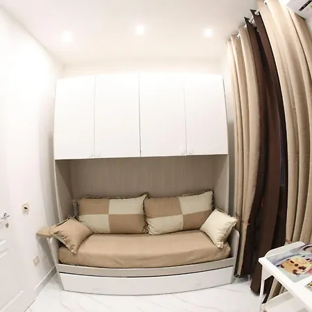 Frontemare Guest house *