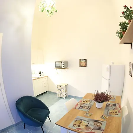 Frontemare Guest house *