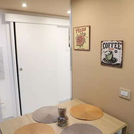 Frontemare 4* Νάπολη