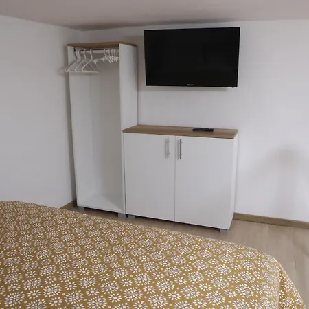 Frontemare Konukevi 3*