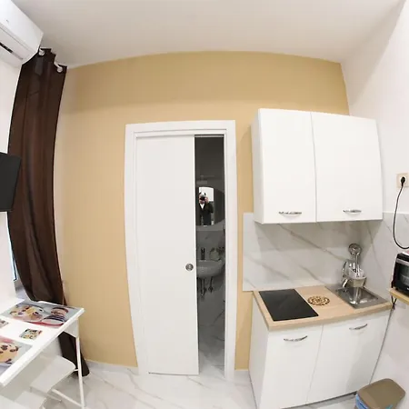 Frontemare 3* Nápoly